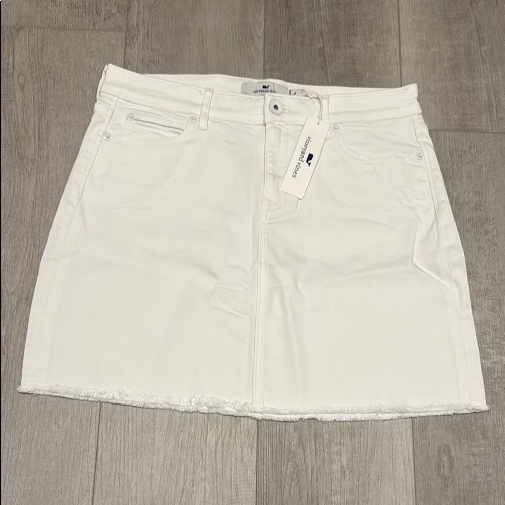 NWT Vineyard Vines White Mini Skirt